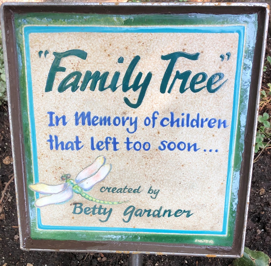 Family Tree Tile compressed