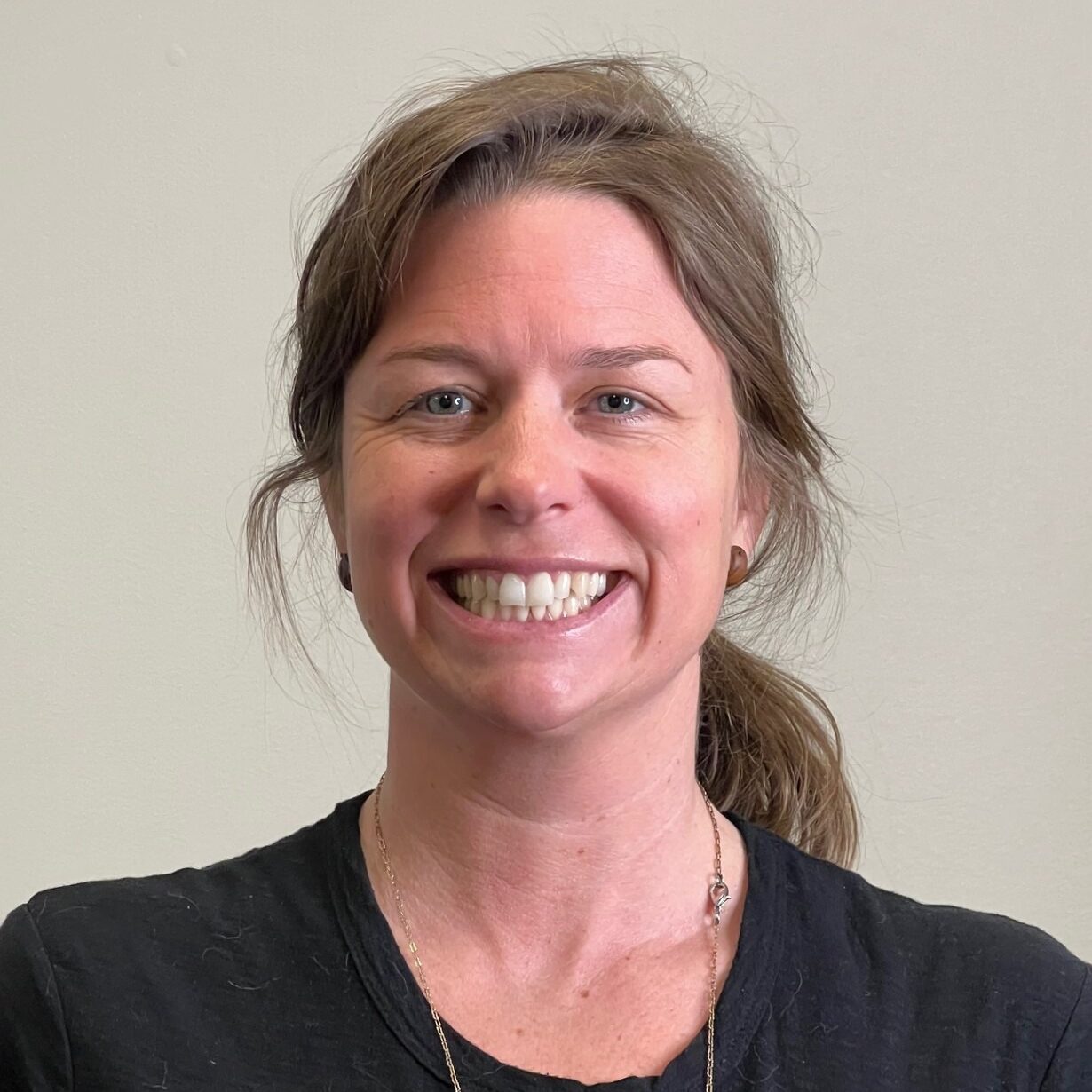 Cadie Archer, Main